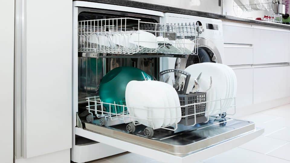 מדיח כלים במטבח צר