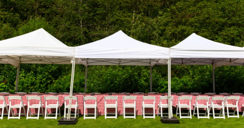 איך לבחור שולחנות משחק להשכרה לאירוע שלך